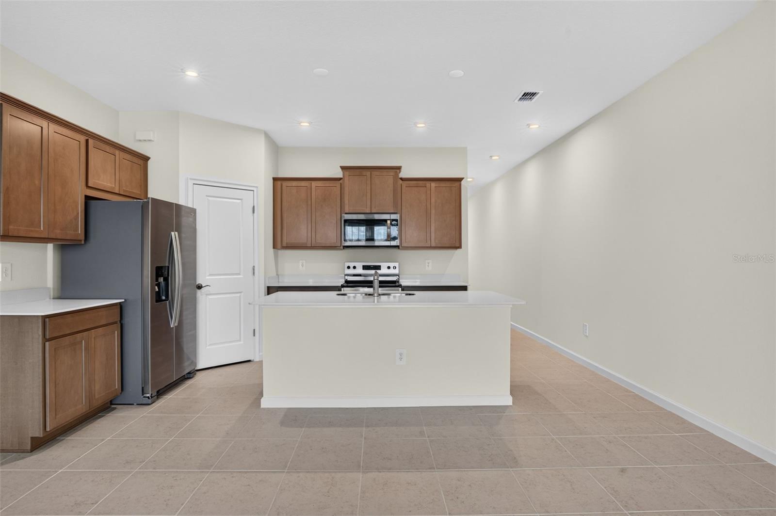 9147 AURELIA AVE — photo 5