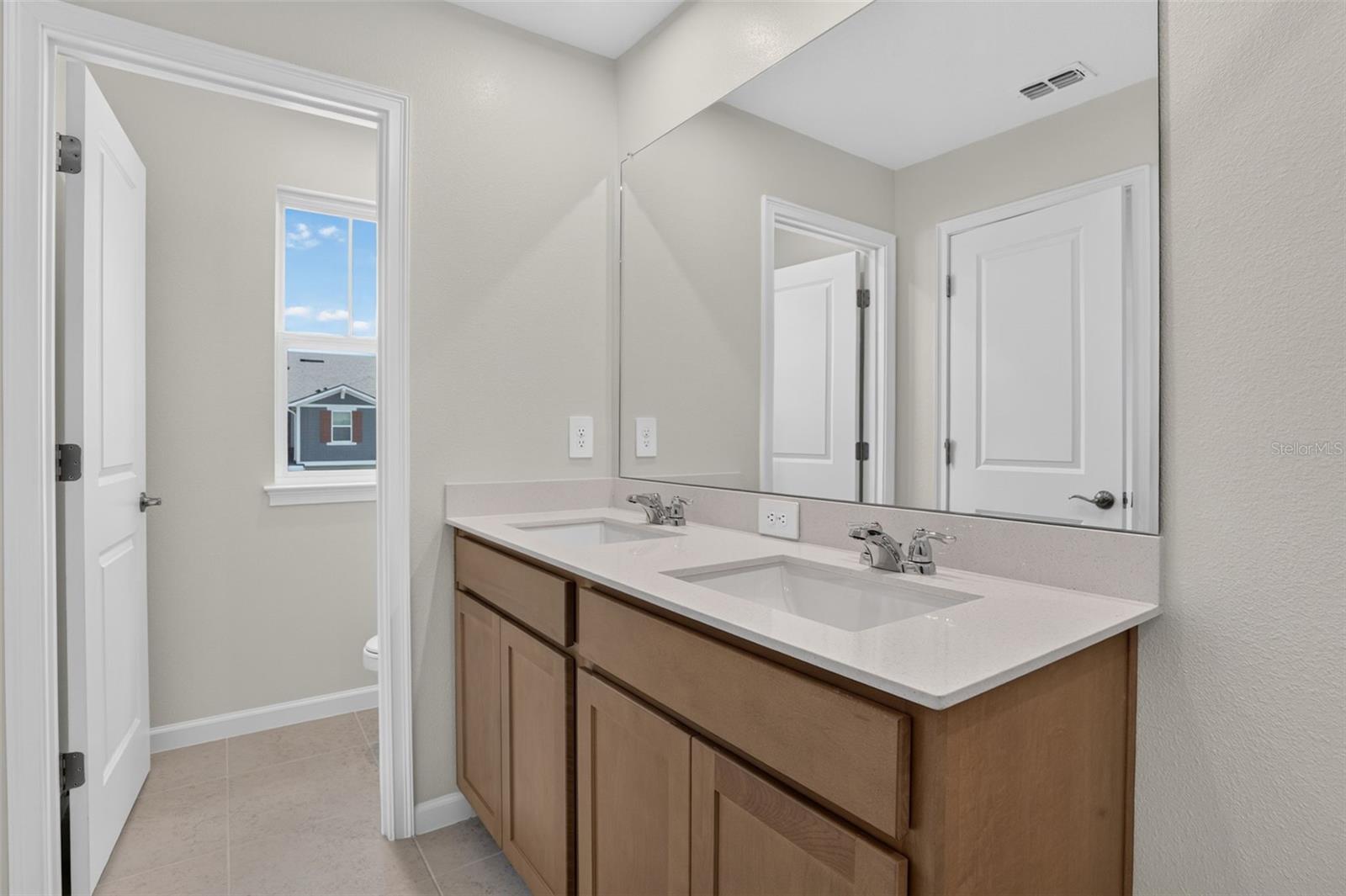 9147 AURELIA AVE — photo 18