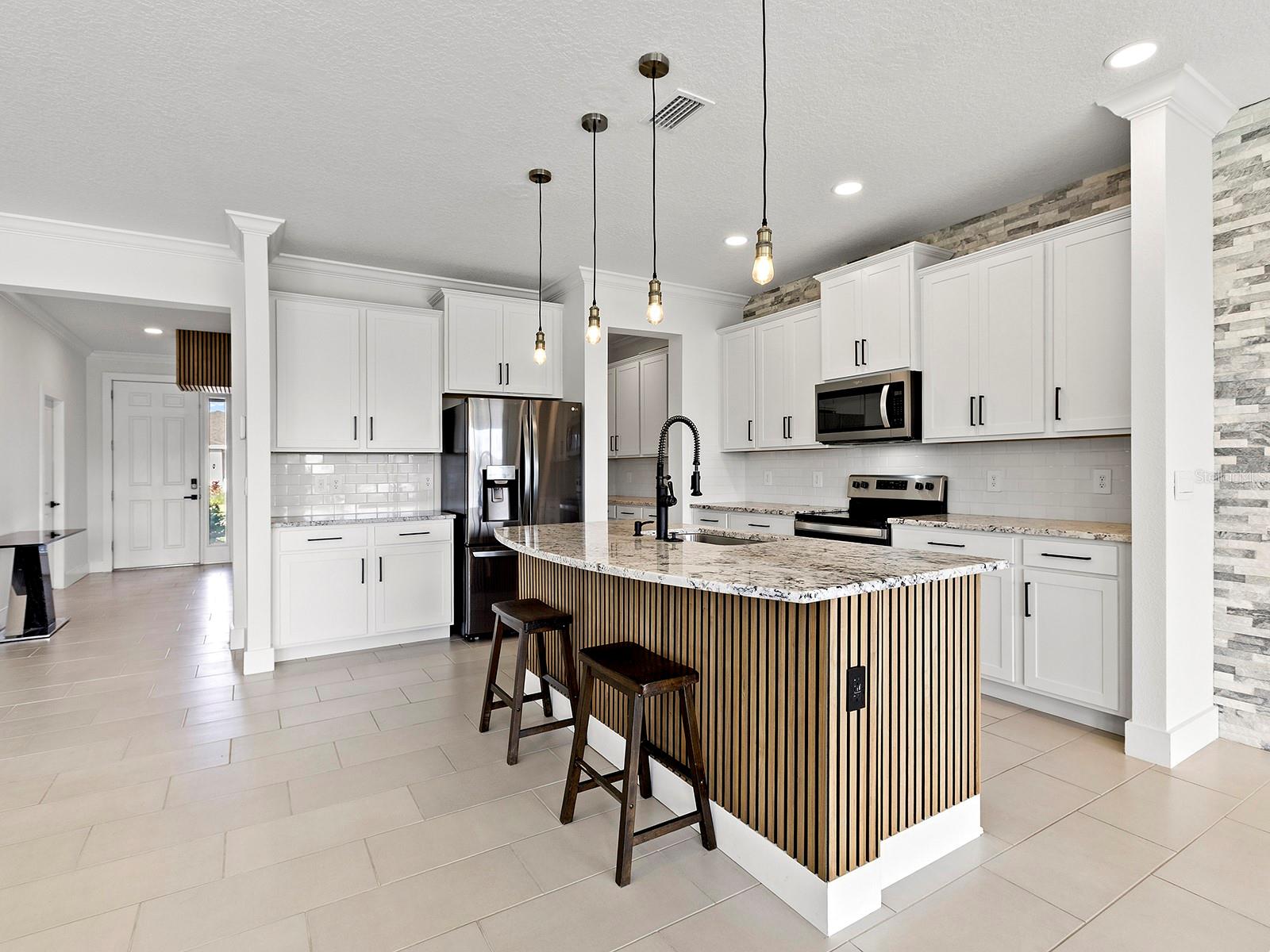 5211 TANNIN LN — photo 13