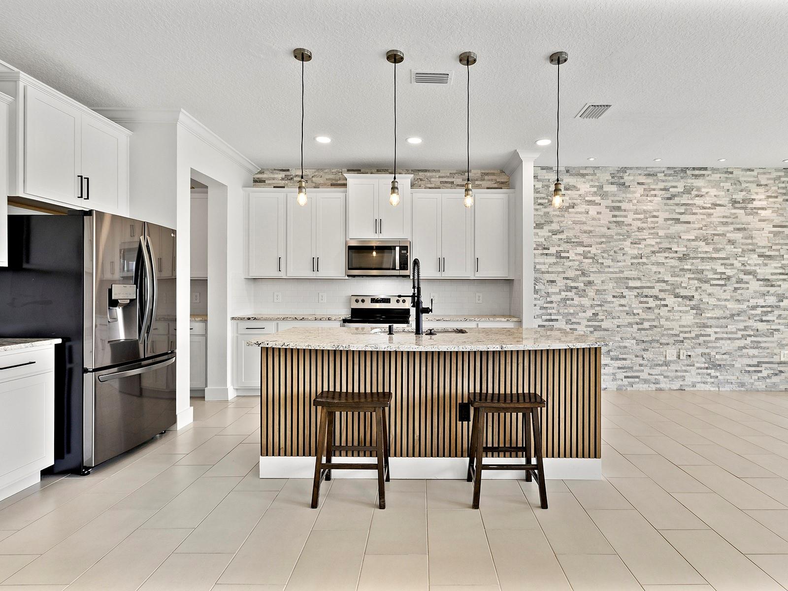 5211 TANNIN LN — photo 12
