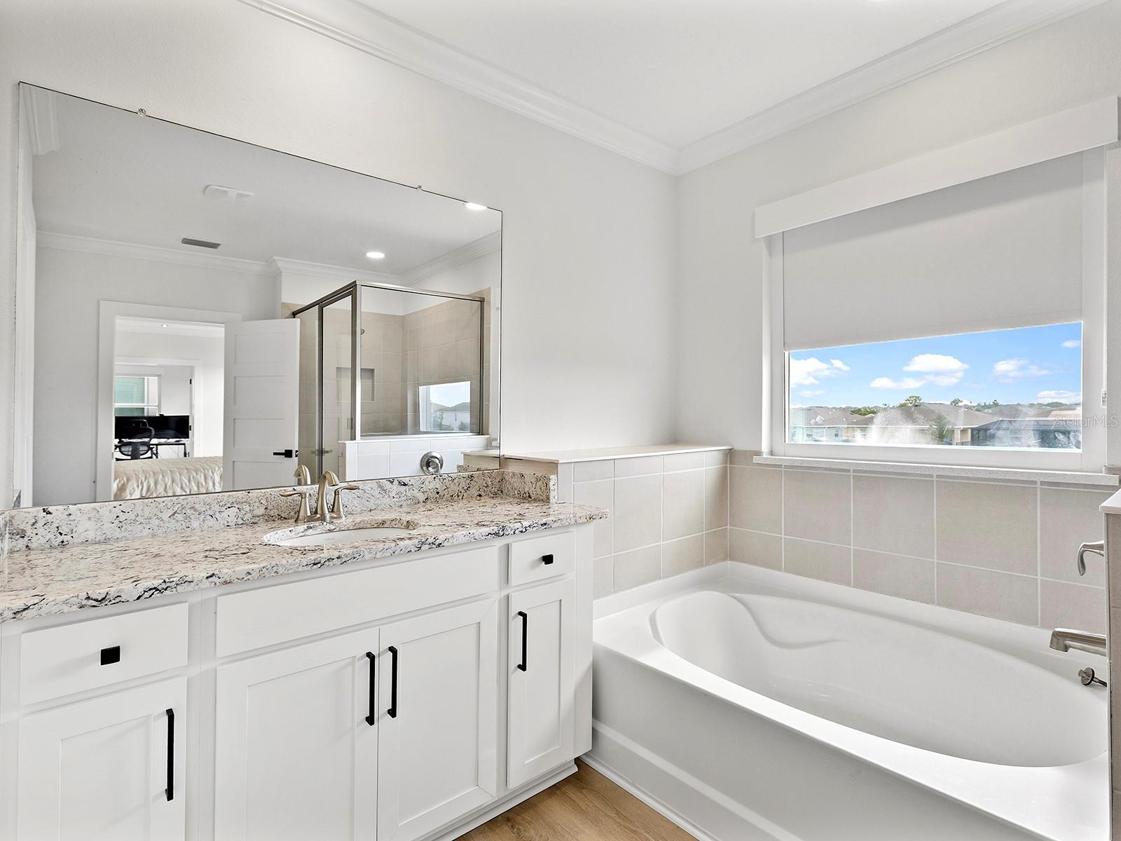 5211 TANNIN LN — photo 34