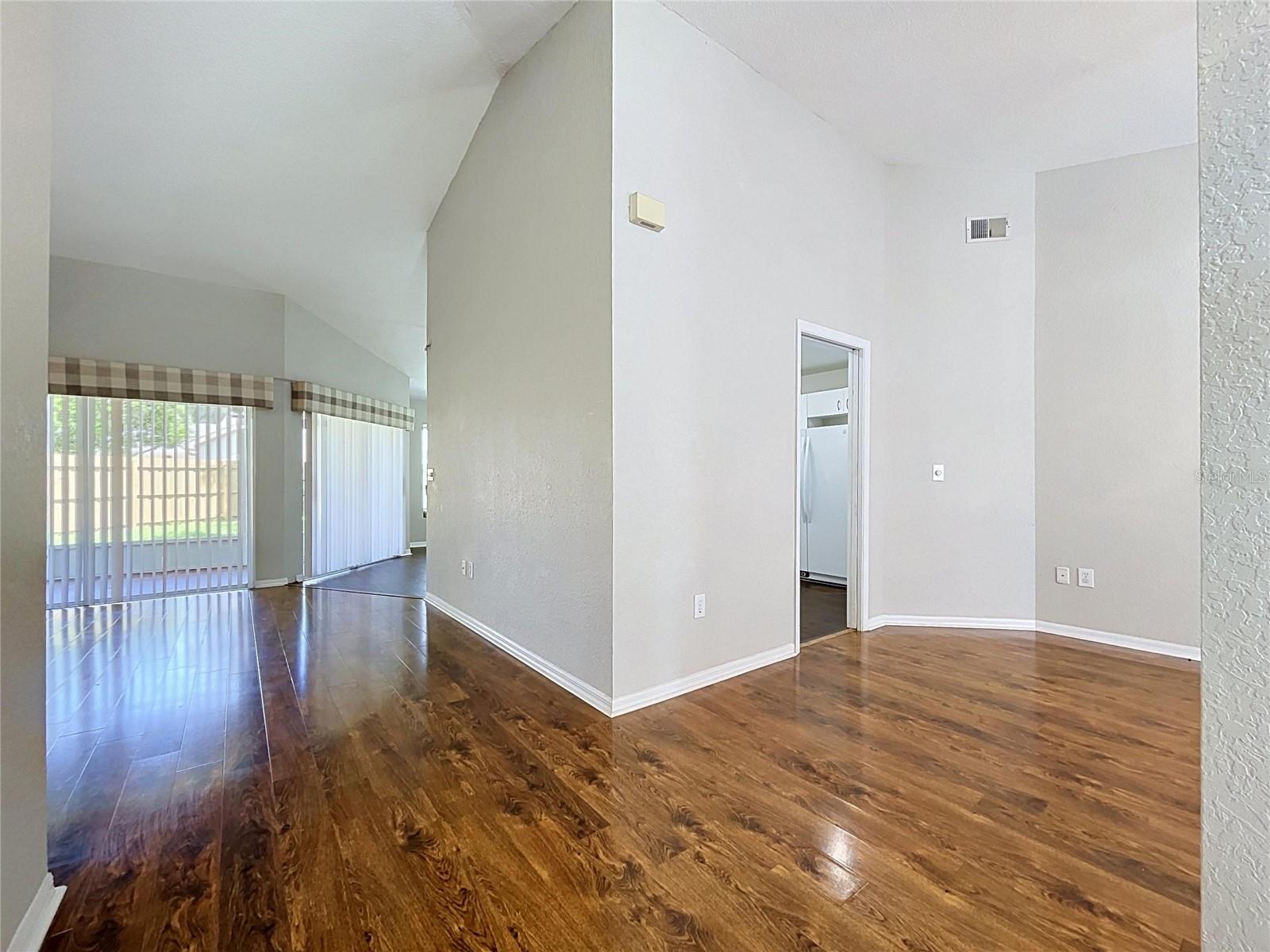 4012 THACKERY WAY — photo 23