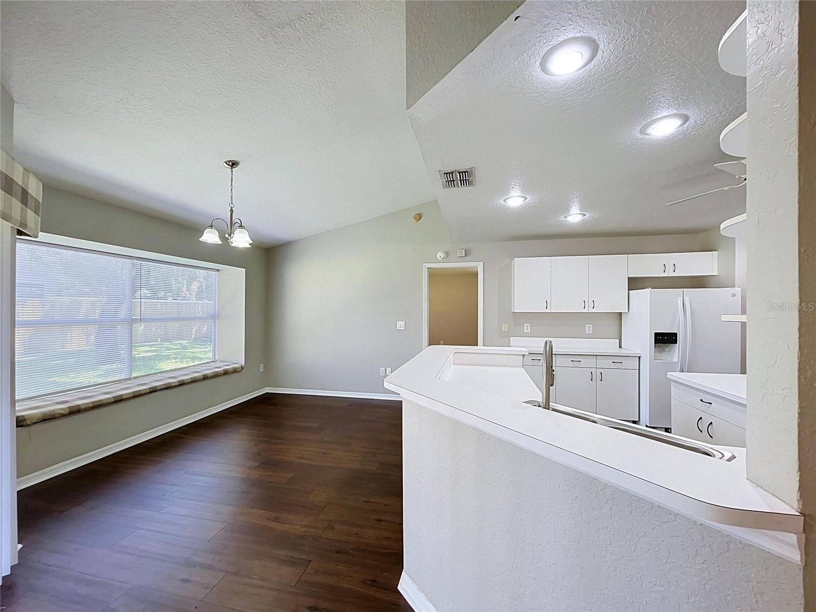4012 THACKERY WAY — photo 41