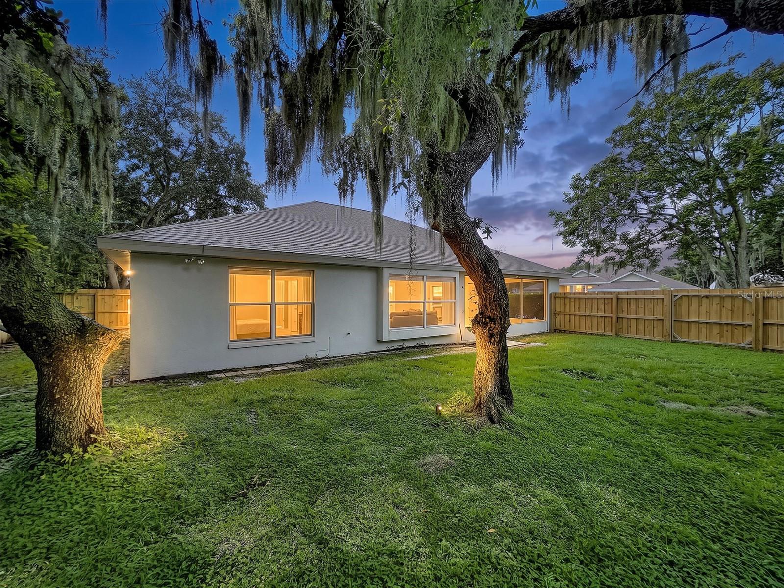 4012 THACKERY WAY — photo 4