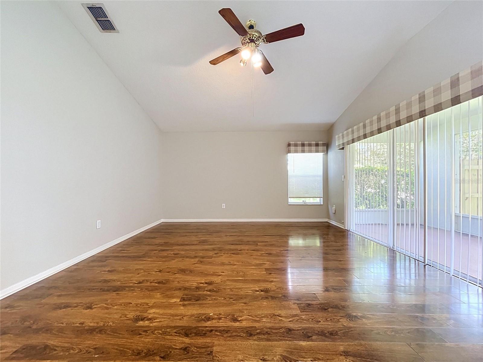 4012 THACKERY WAY — photo 26