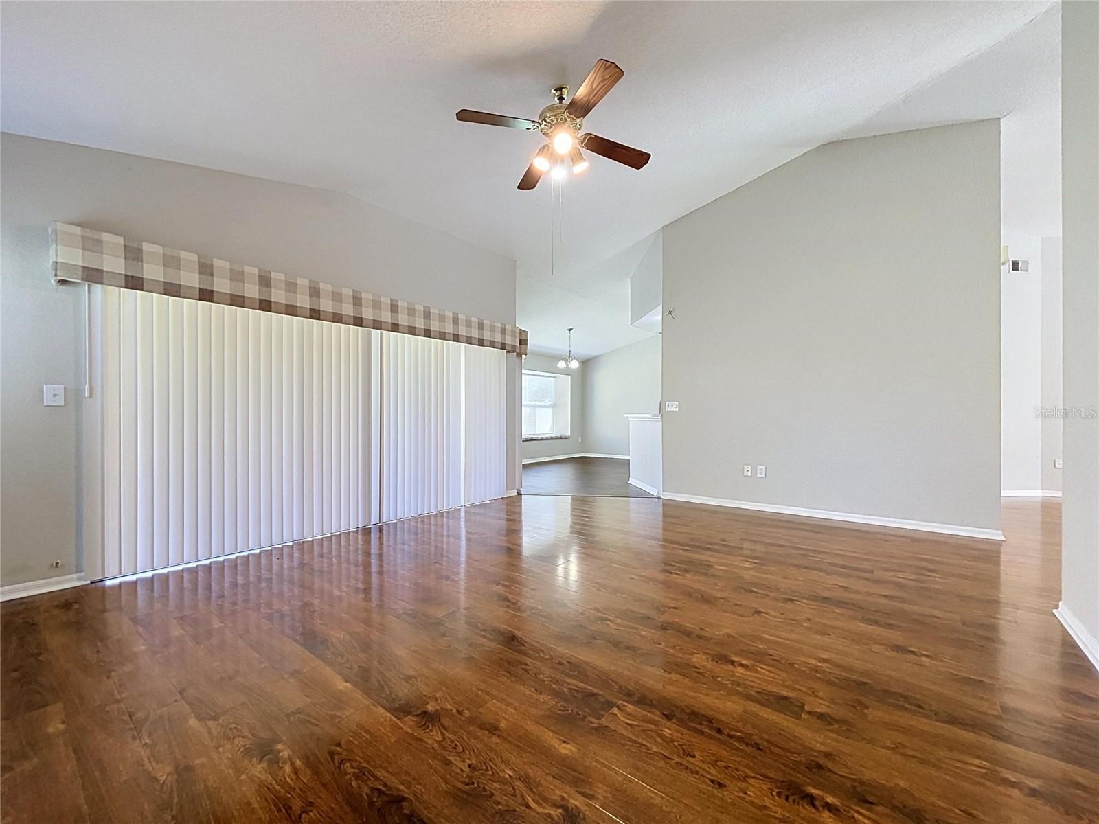 4012 THACKERY WAY — photo 24