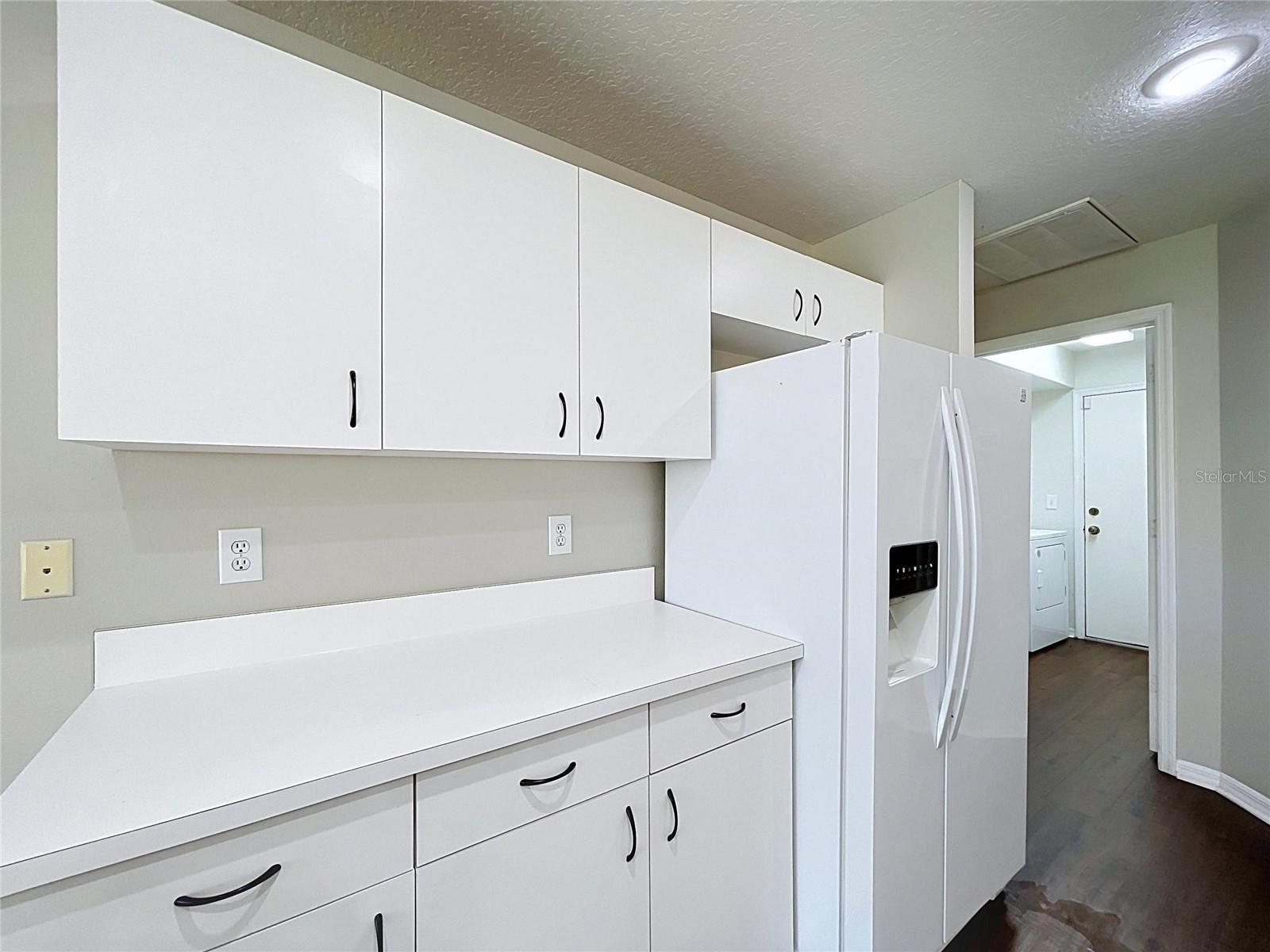 4012 THACKERY WAY — photo 40