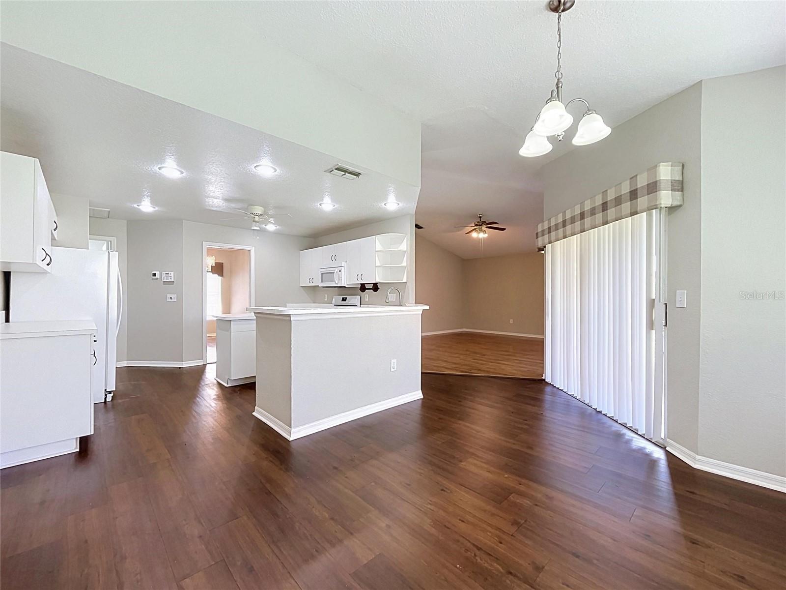 4012 THACKERY WAY — photo 32
