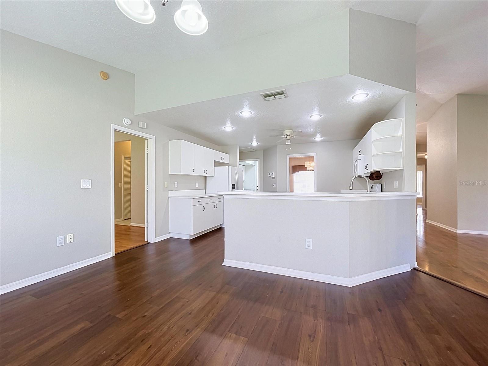4012 THACKERY WAY — photo 34