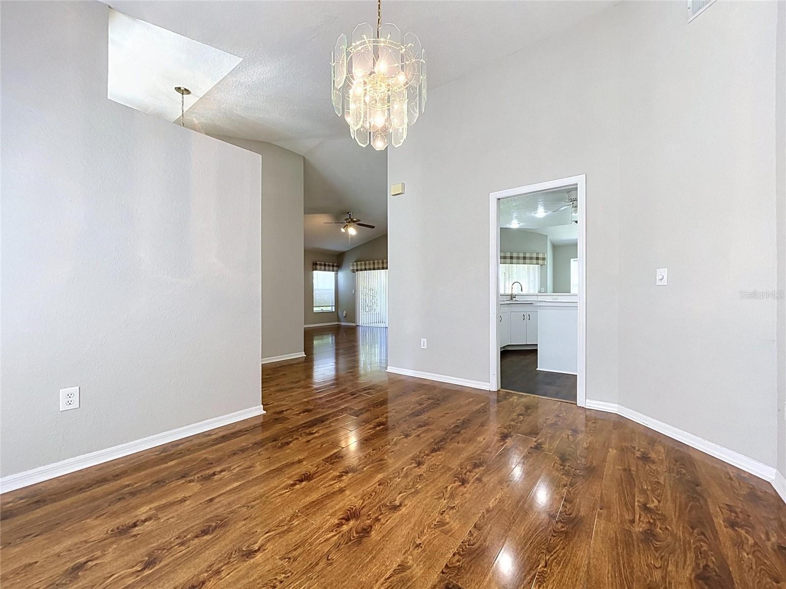 4012 THACKERY WAY — photo 21