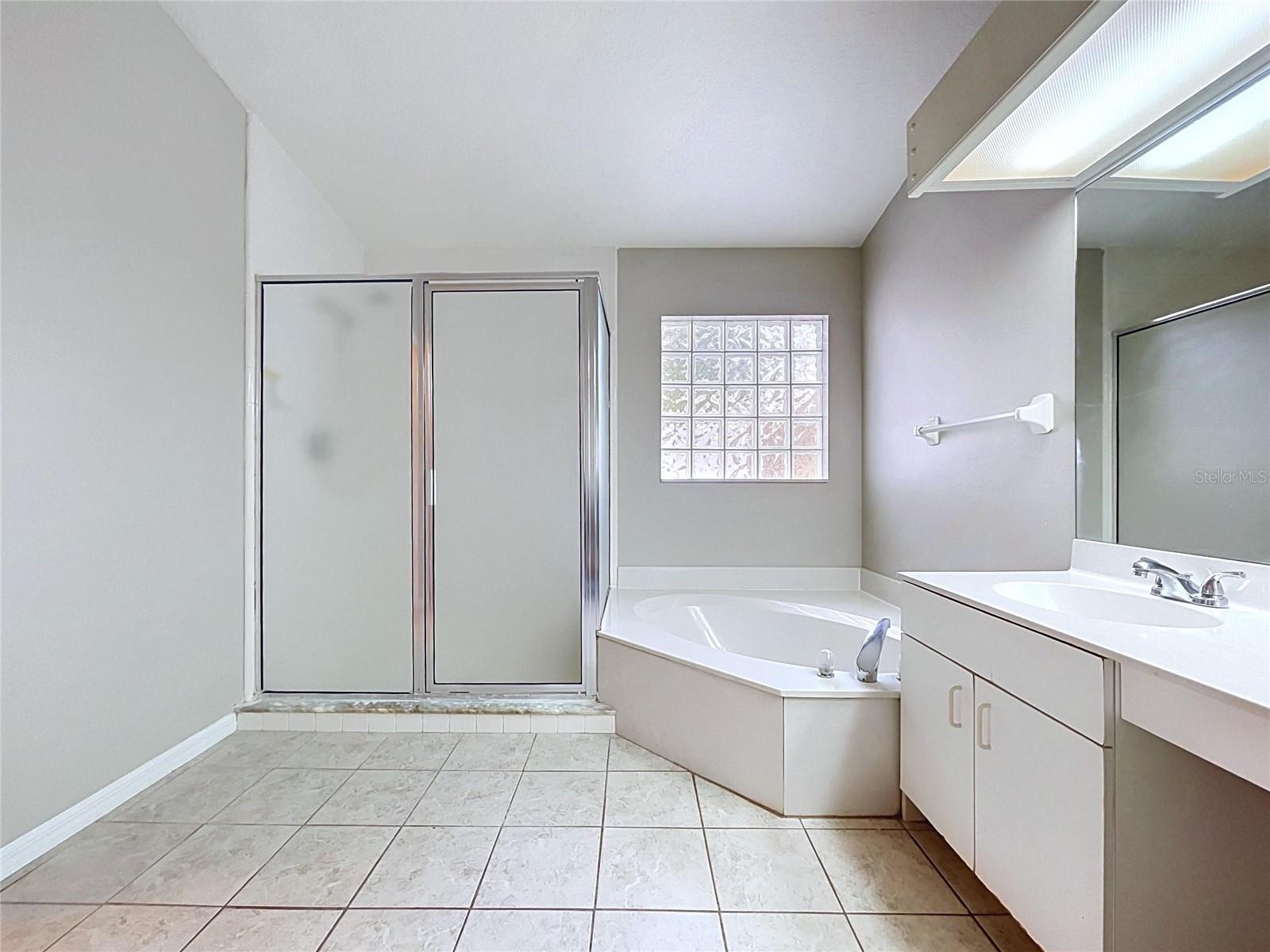 4012 THACKERY WAY — photo 60