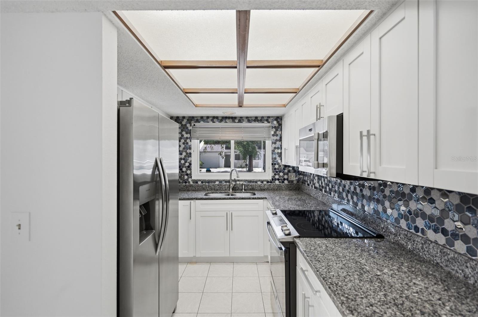 5824 IDLE FOREST PL — photo 7