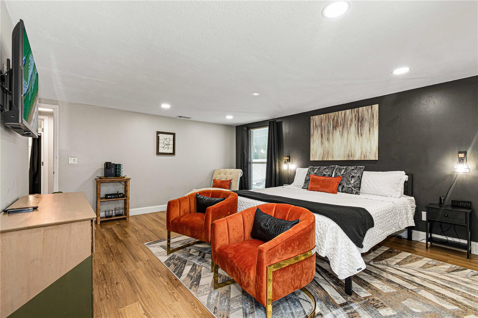 7501 RUSTIC DR — photo 38