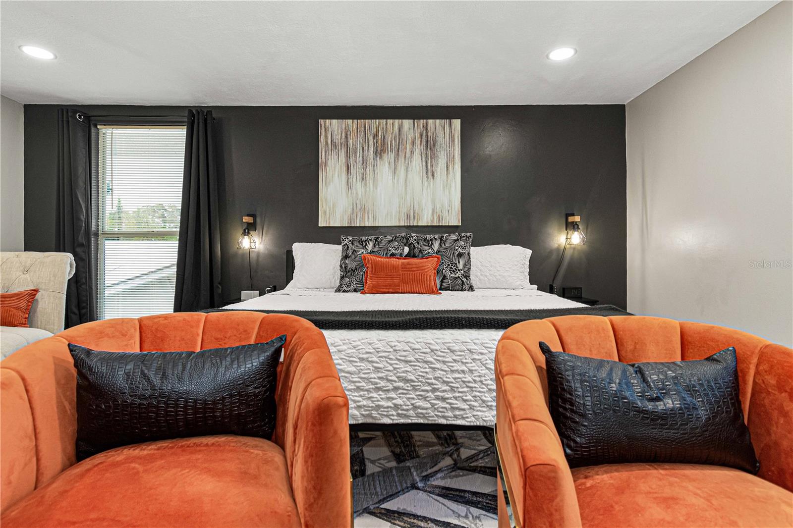 7501 RUSTIC DR — photo 37