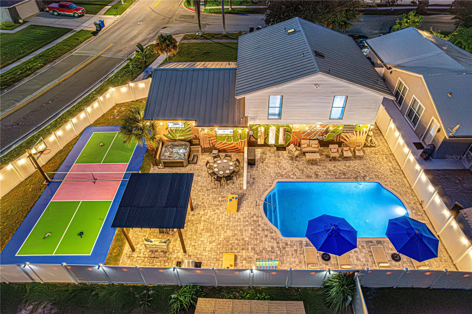 7501 RUSTIC DR — photo 48
