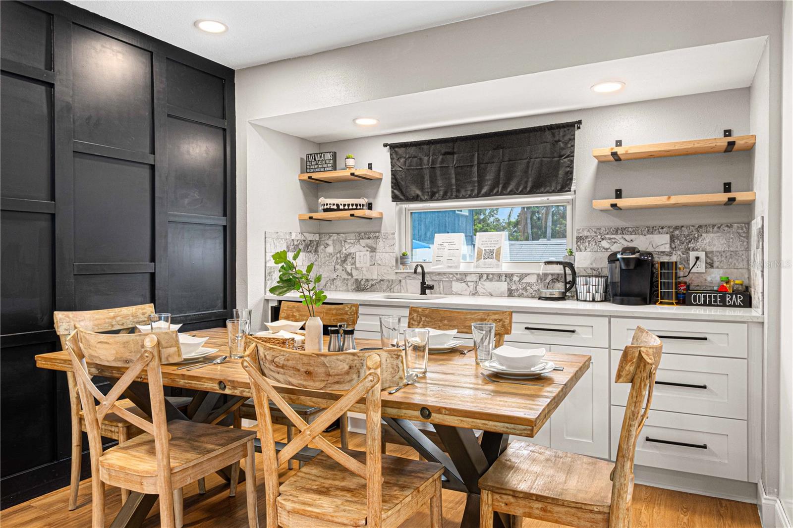 7501 RUSTIC DR — photo 11