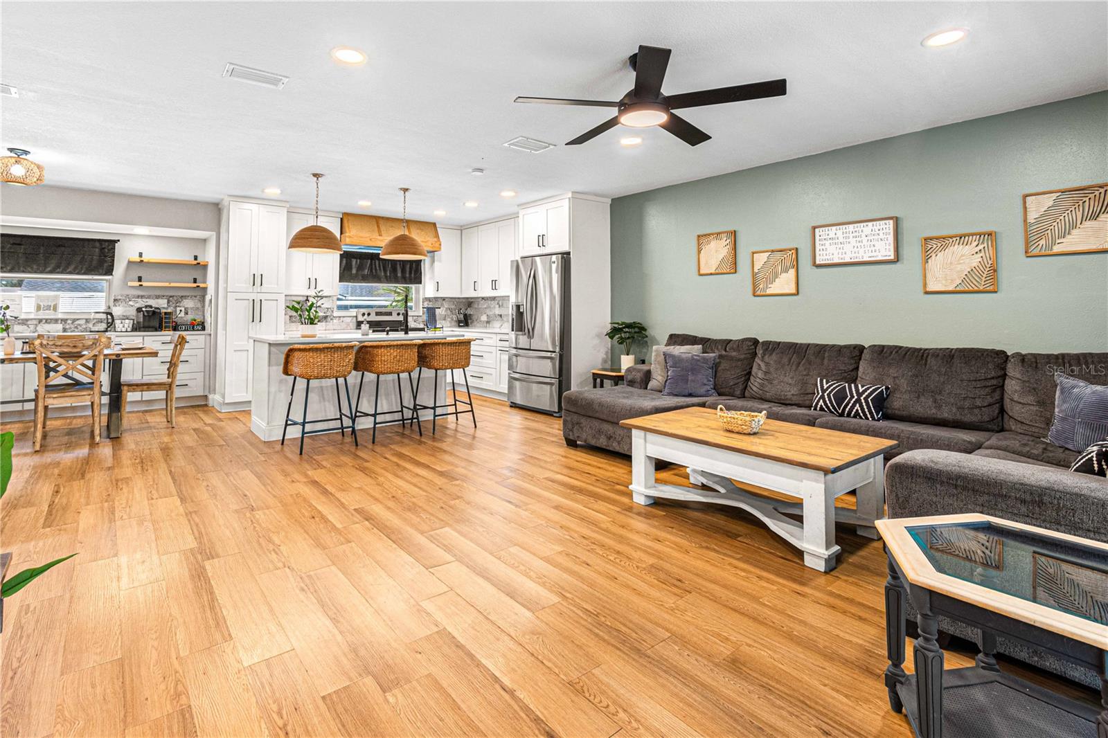 7501 RUSTIC DR — photo 6