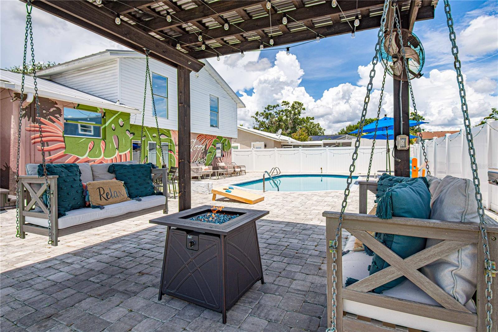 7501 RUSTIC DR — photo 45