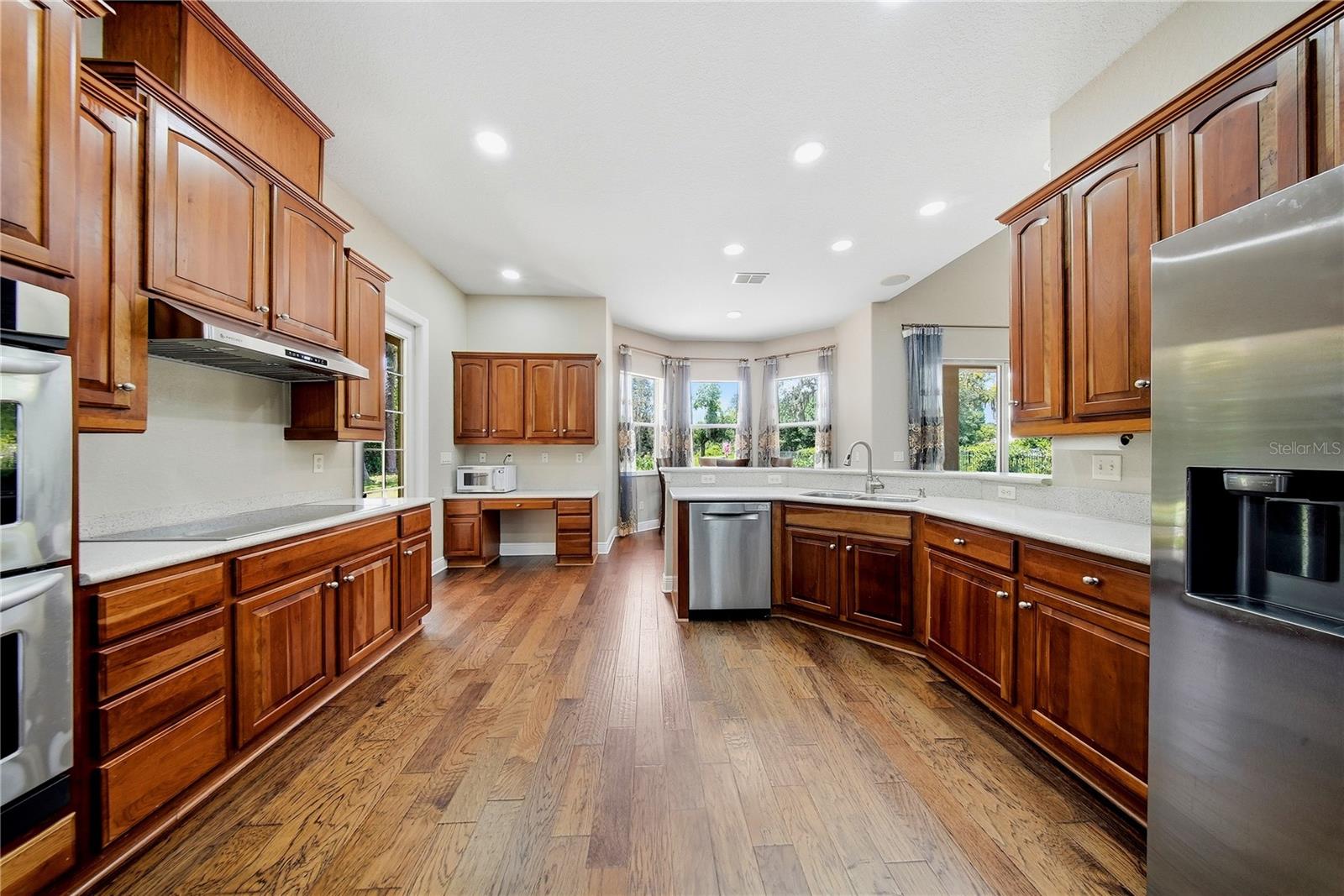 9244 RHEA DR — photo 11