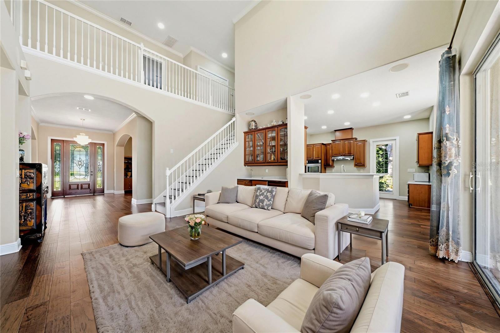 9244 RHEA DR — photo 8