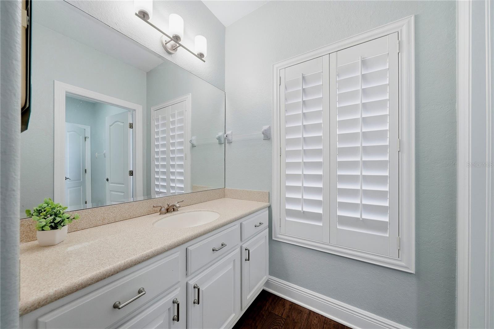 9244 RHEA DR — photo 44
