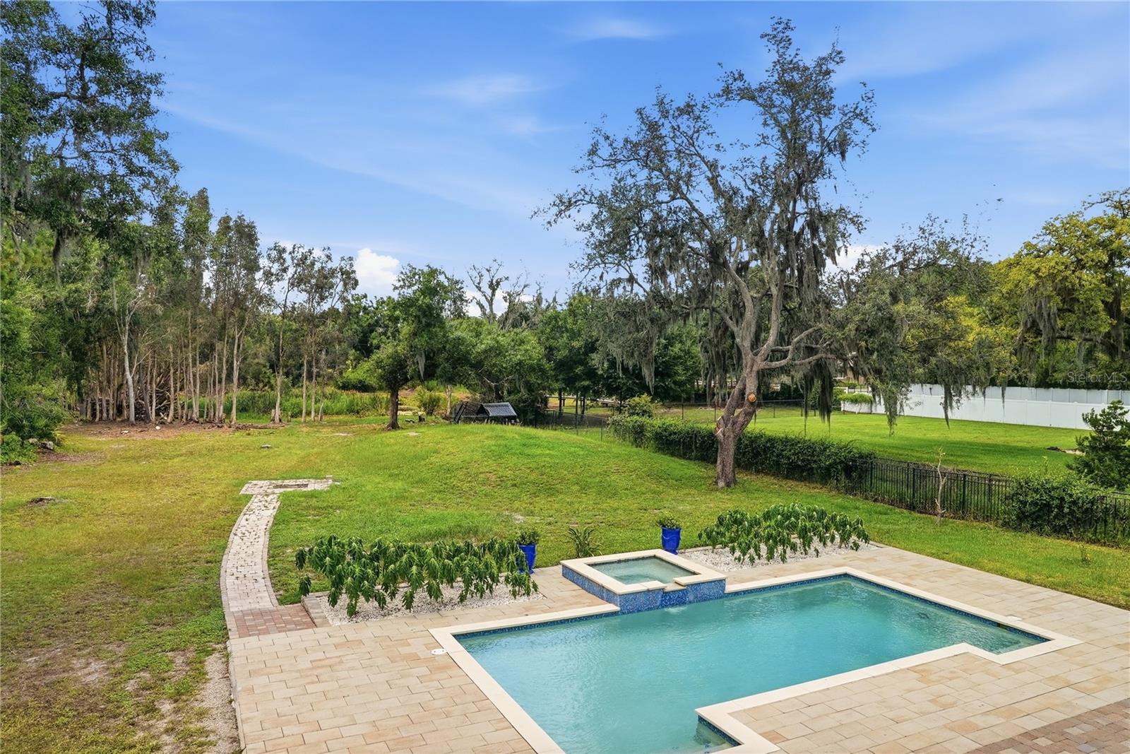 9244 RHEA DR — photo 31