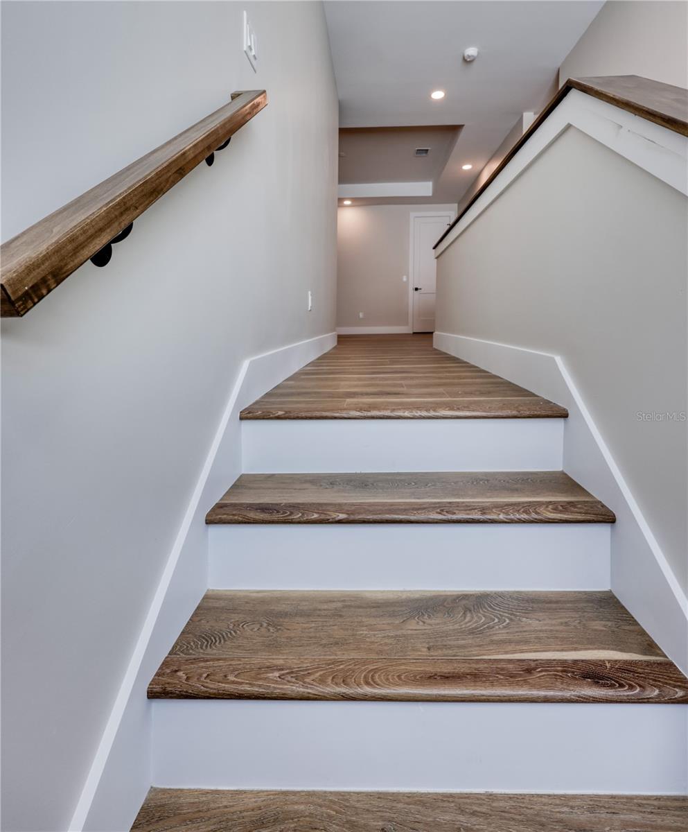 785 LIME ST — photo 12