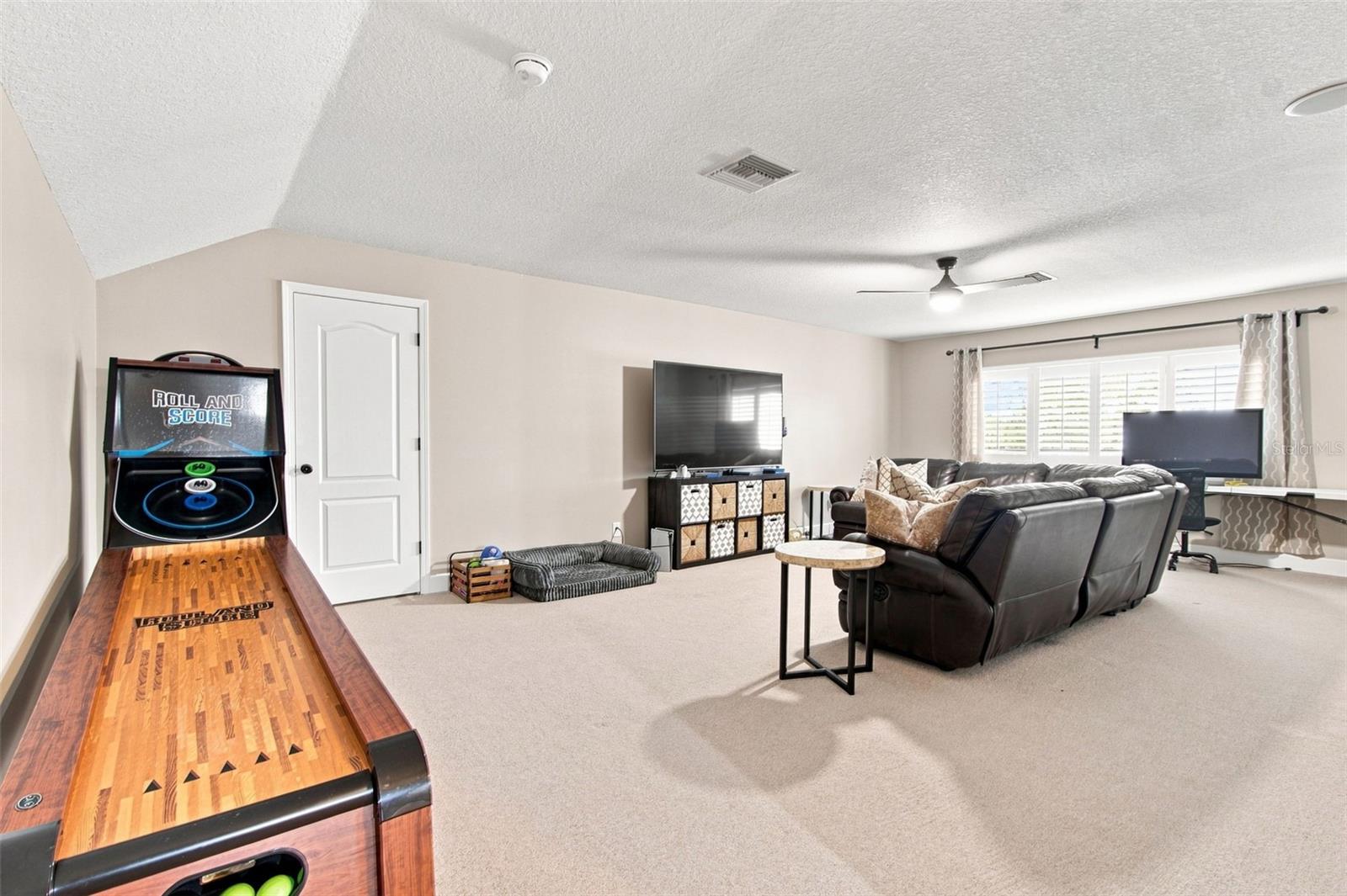 23610 GRACEWOOD CIR — photo 55