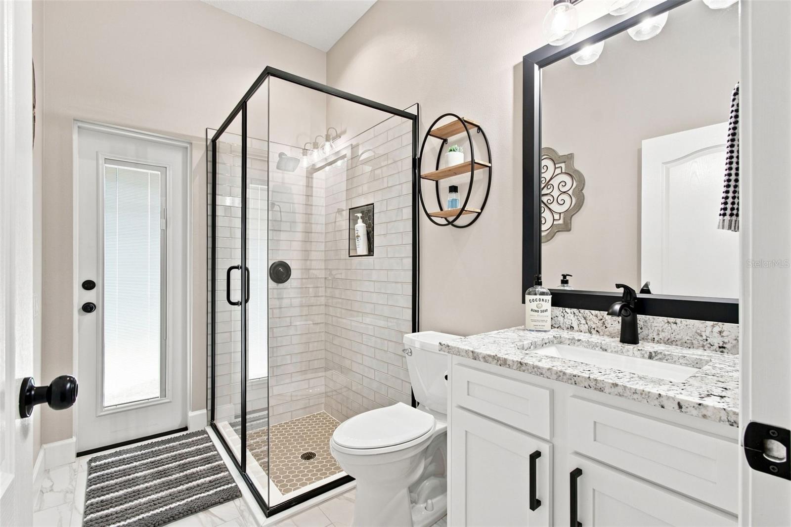 23610 GRACEWOOD CIR — photo 34