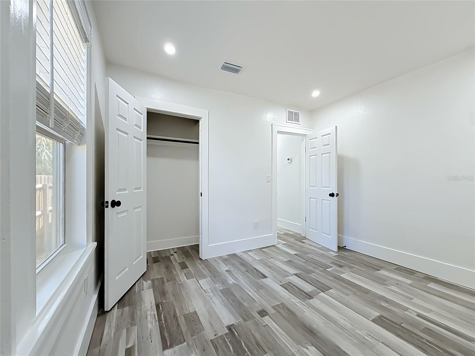 1435 PRESCOTT ST S — photo 11