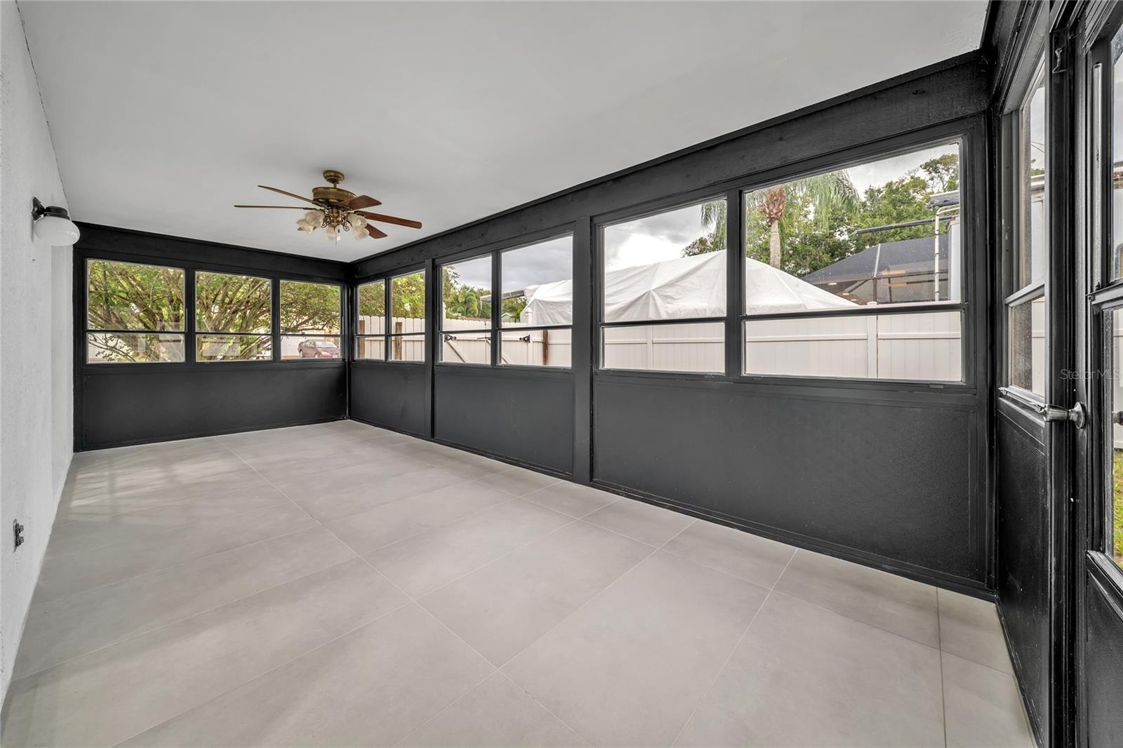 2185 LITTLE BROOK LN — photo 31