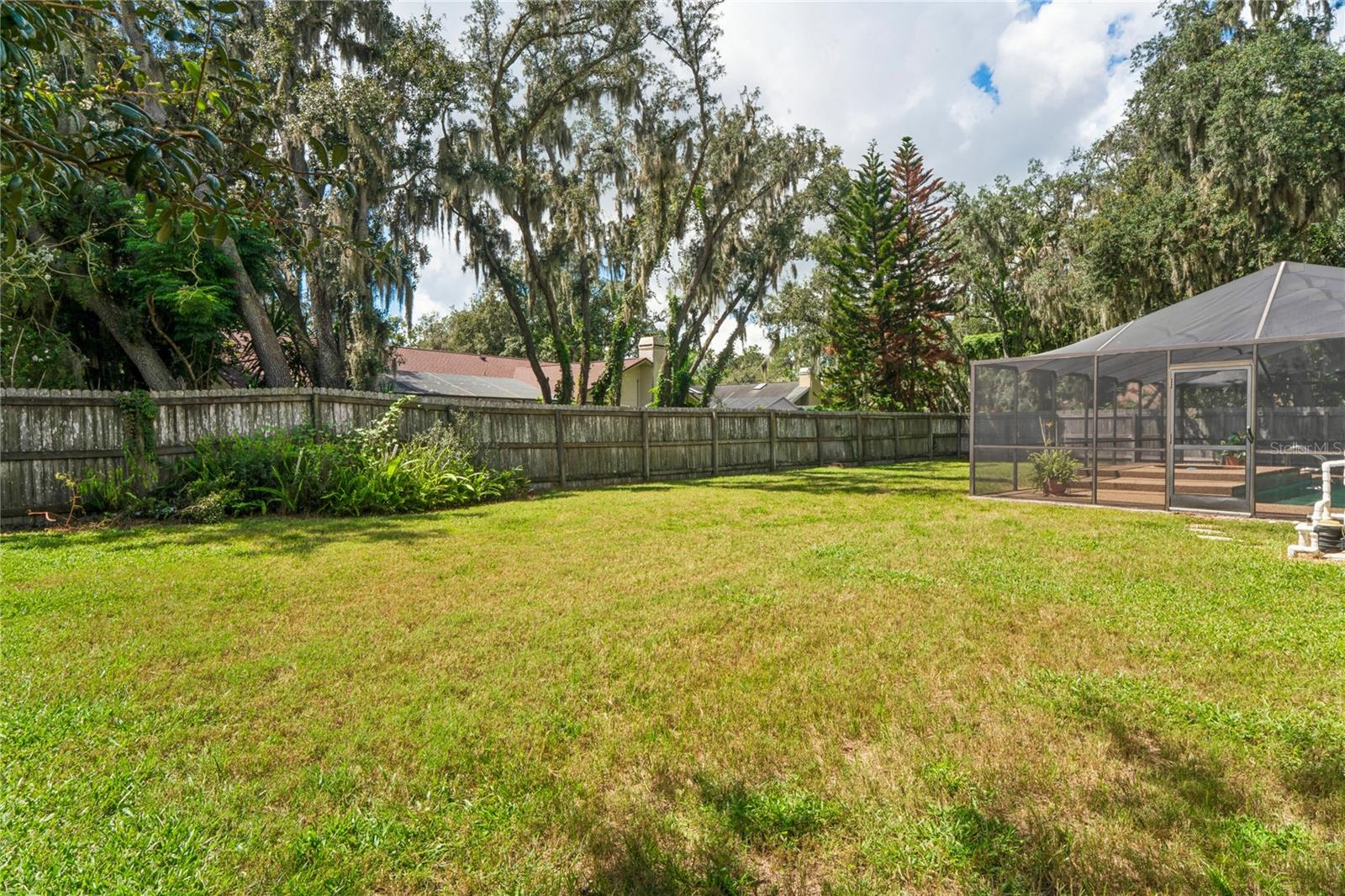 2715 LAUREL OAK DR — photo 56