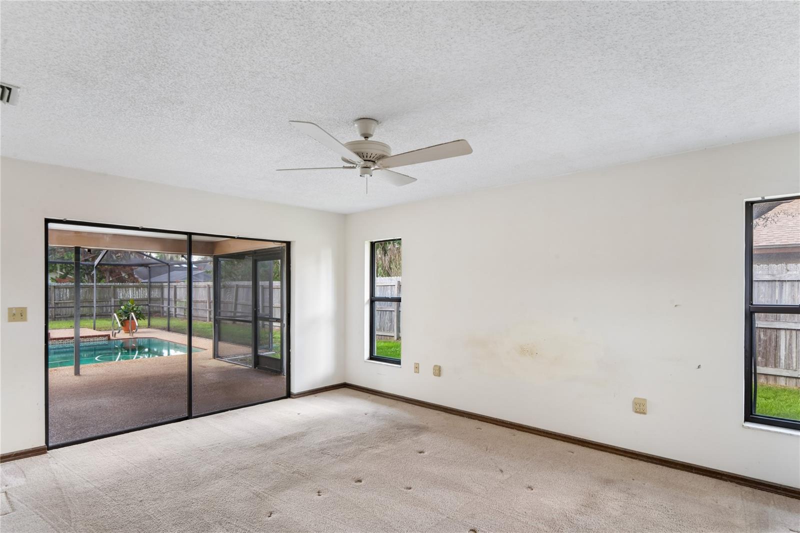 2715 LAUREL OAK DR — photo 28