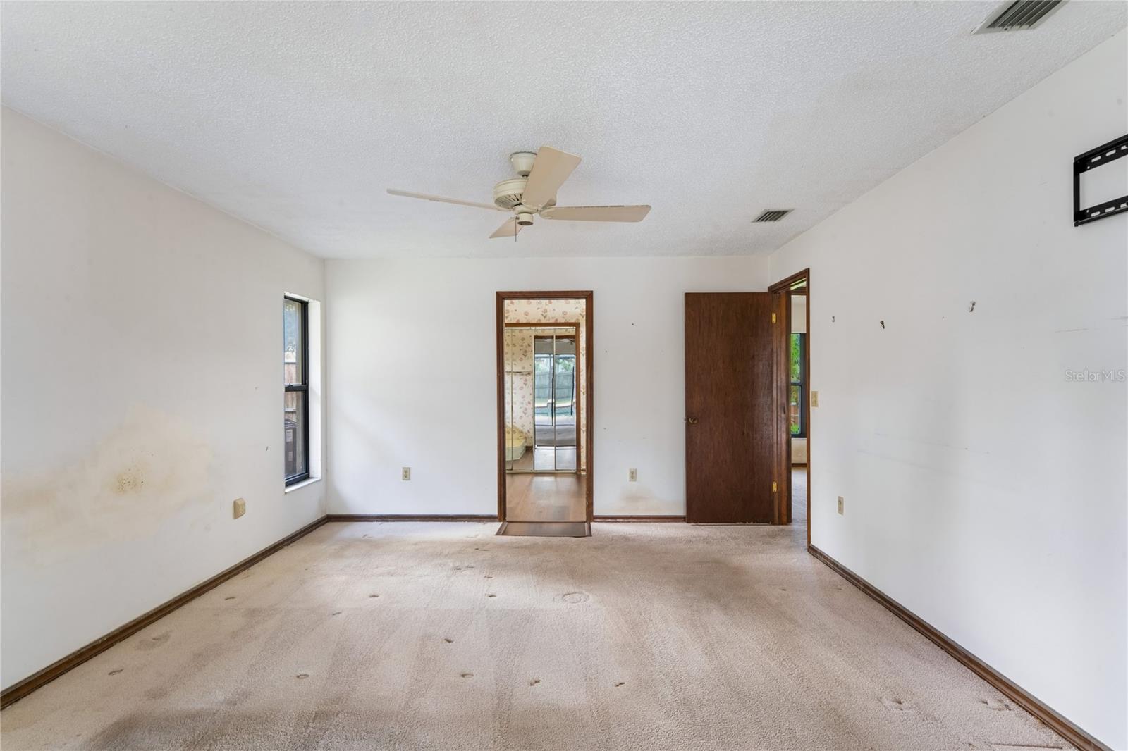 2715 LAUREL OAK DR — photo 30