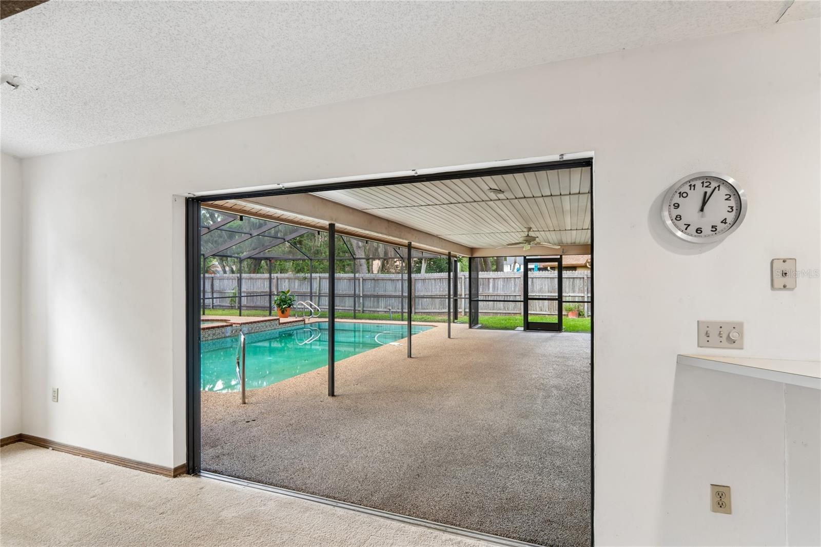 2715 LAUREL OAK DR — photo 27