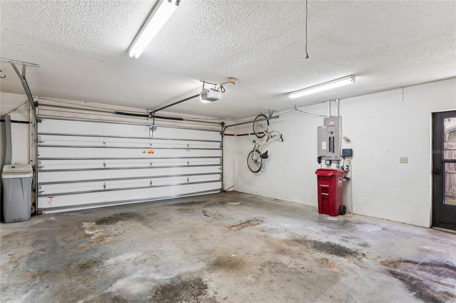 2715 LAUREL OAK DR — photo 61