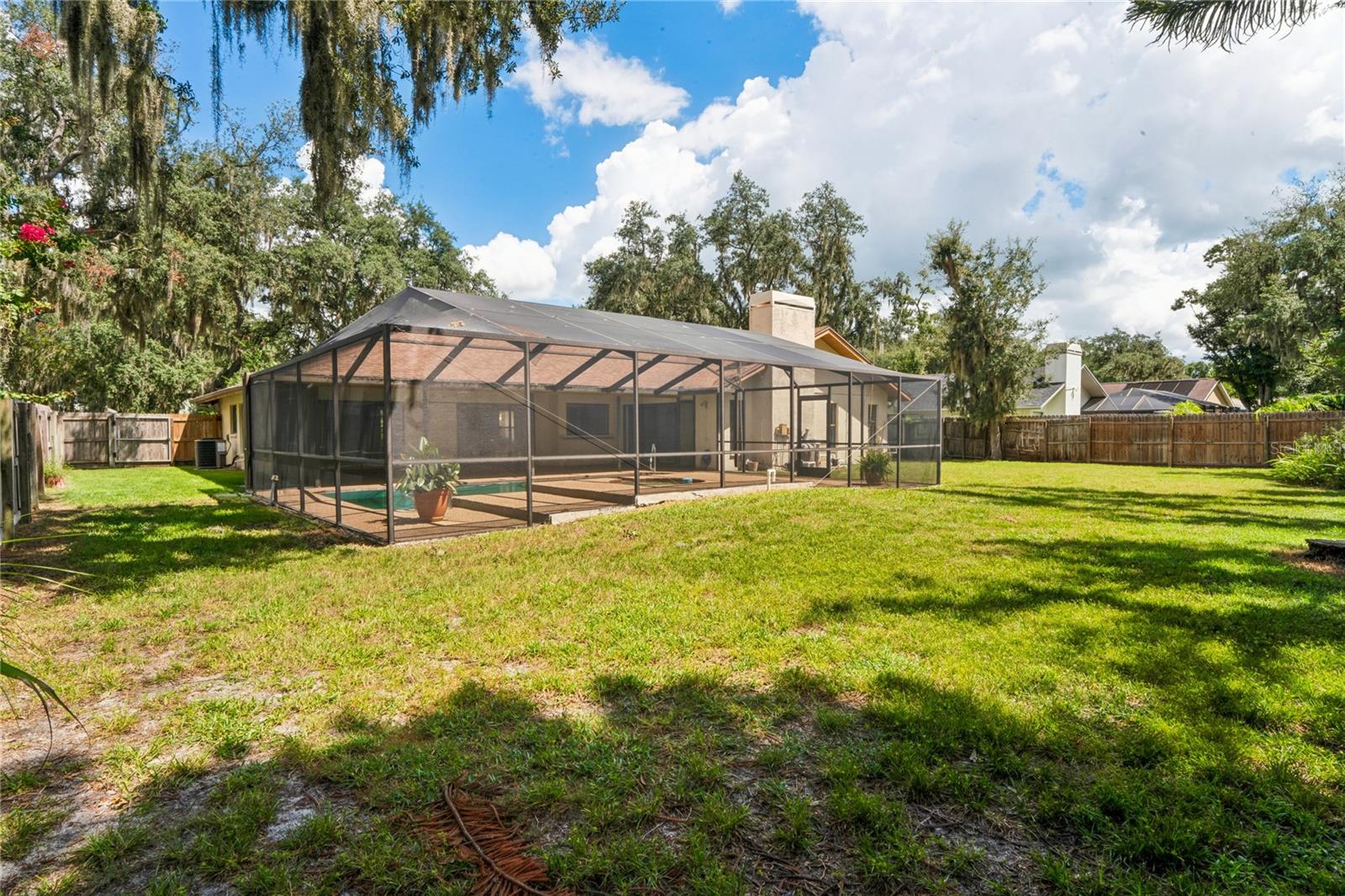 2715 LAUREL OAK DR — photo 53