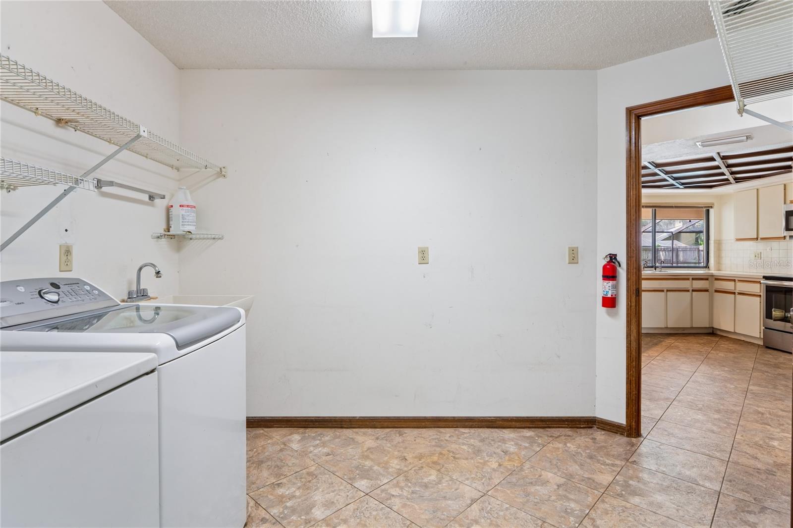 2715 LAUREL OAK DR — photo 63