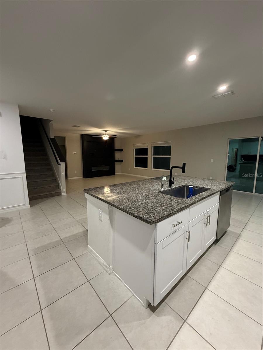 4049 CAPRI COAST DR — photo 4