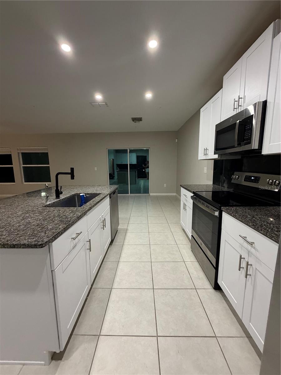 4049 CAPRI COAST DR — photo 5