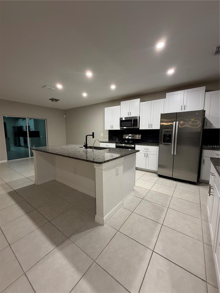4049 CAPRI COAST DR — photo 6