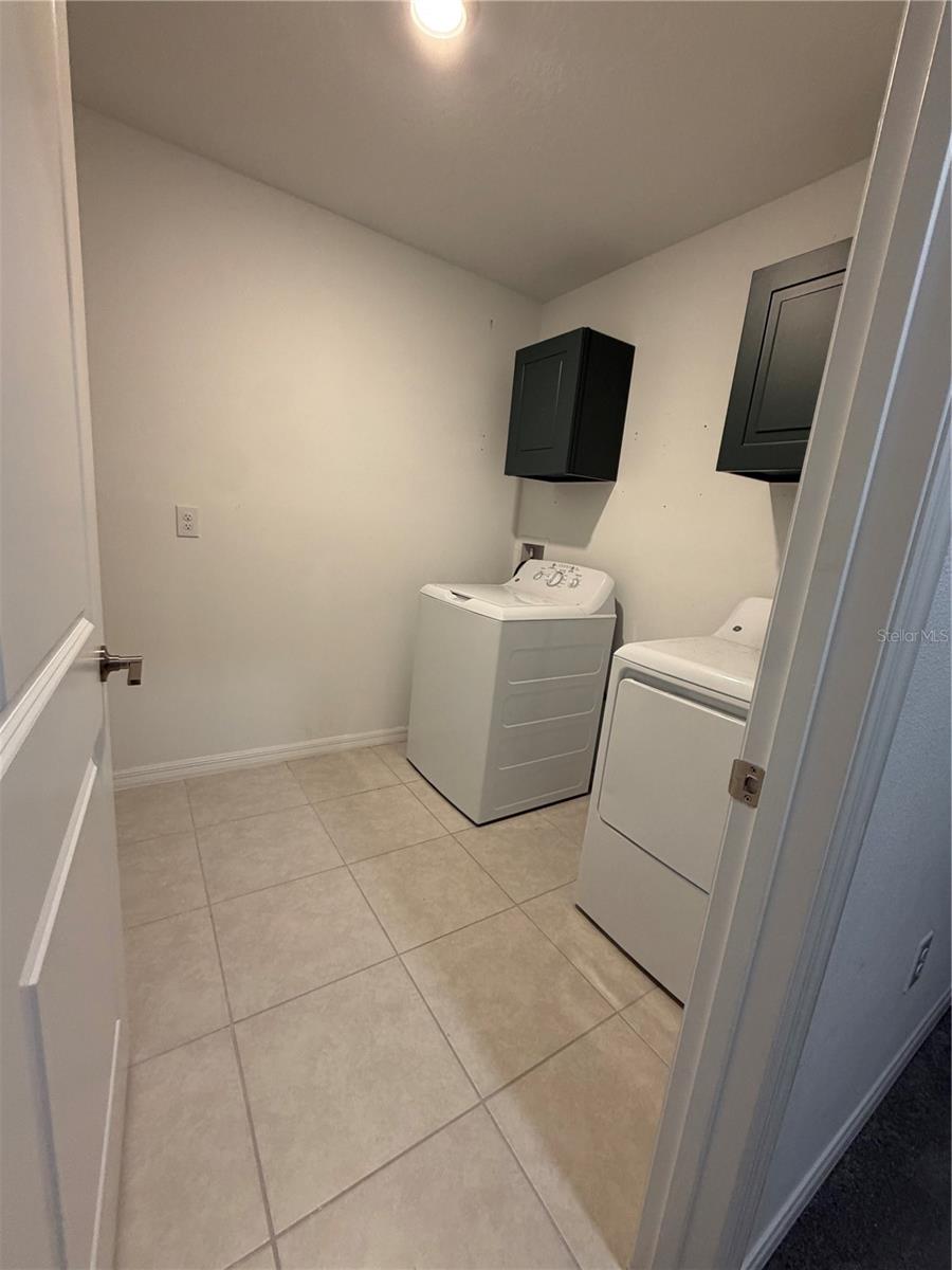 4049 CAPRI COAST DR — photo 17