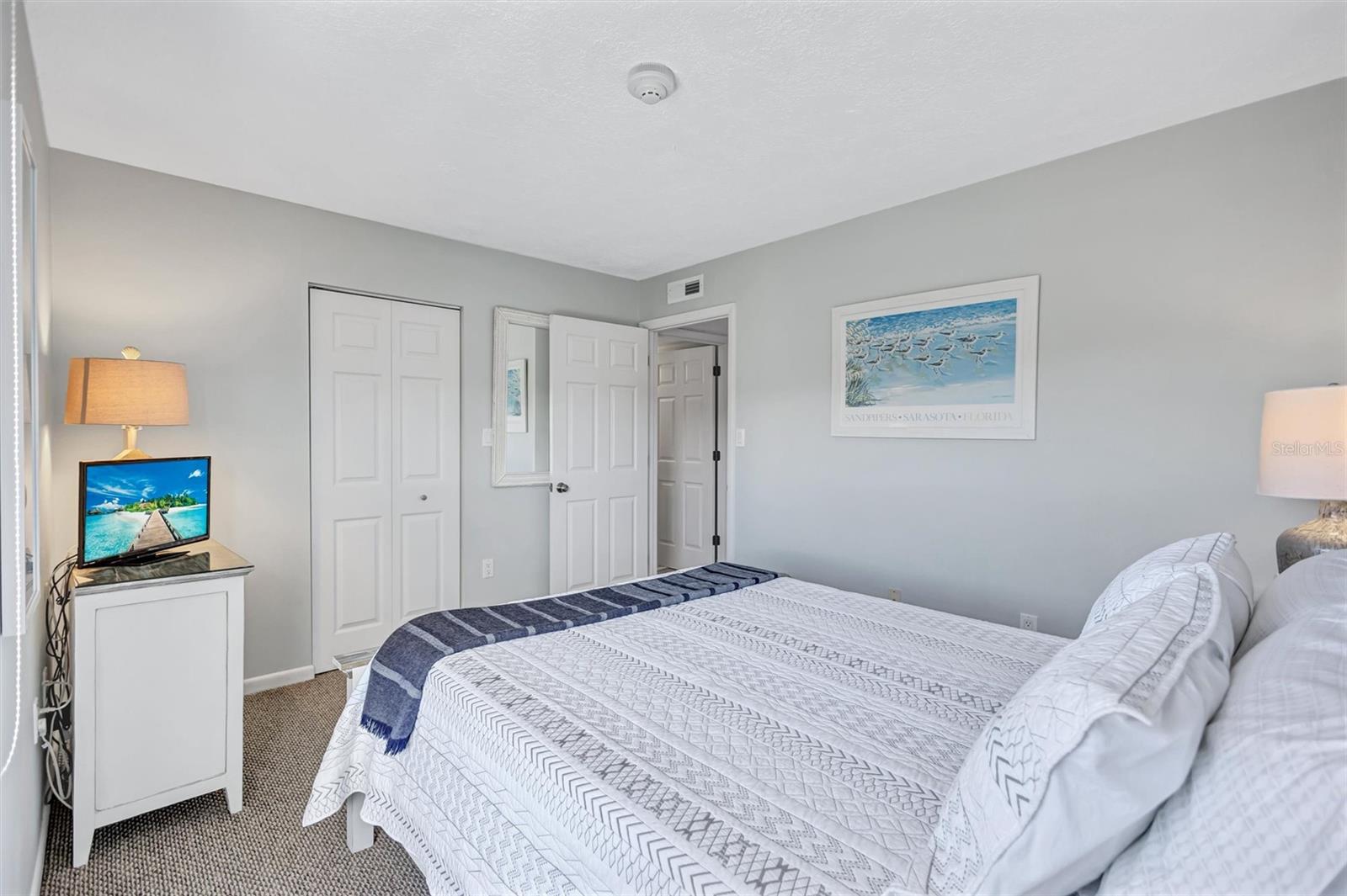 6480 MIDNIGHT PASS RD #612 — photo 37