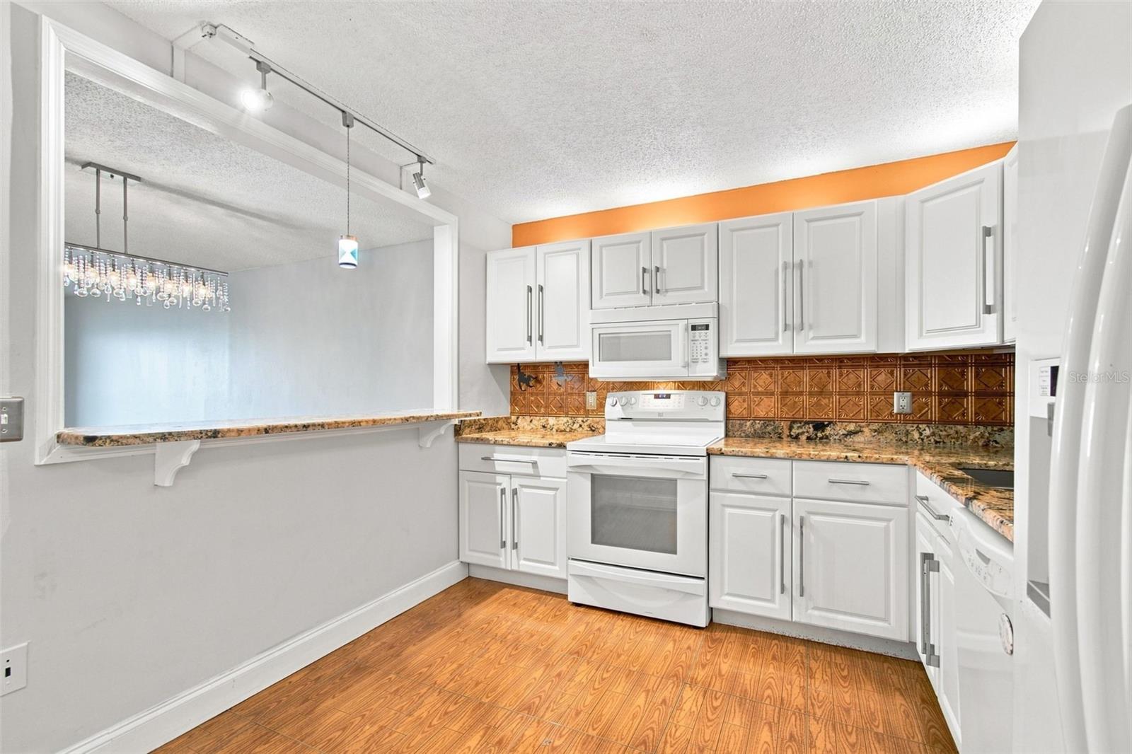 7700 SUN ISLAND DR S #202 — photo 10