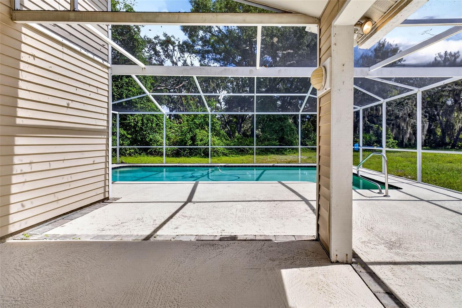 3318 SILVERPOND DR — photo 34