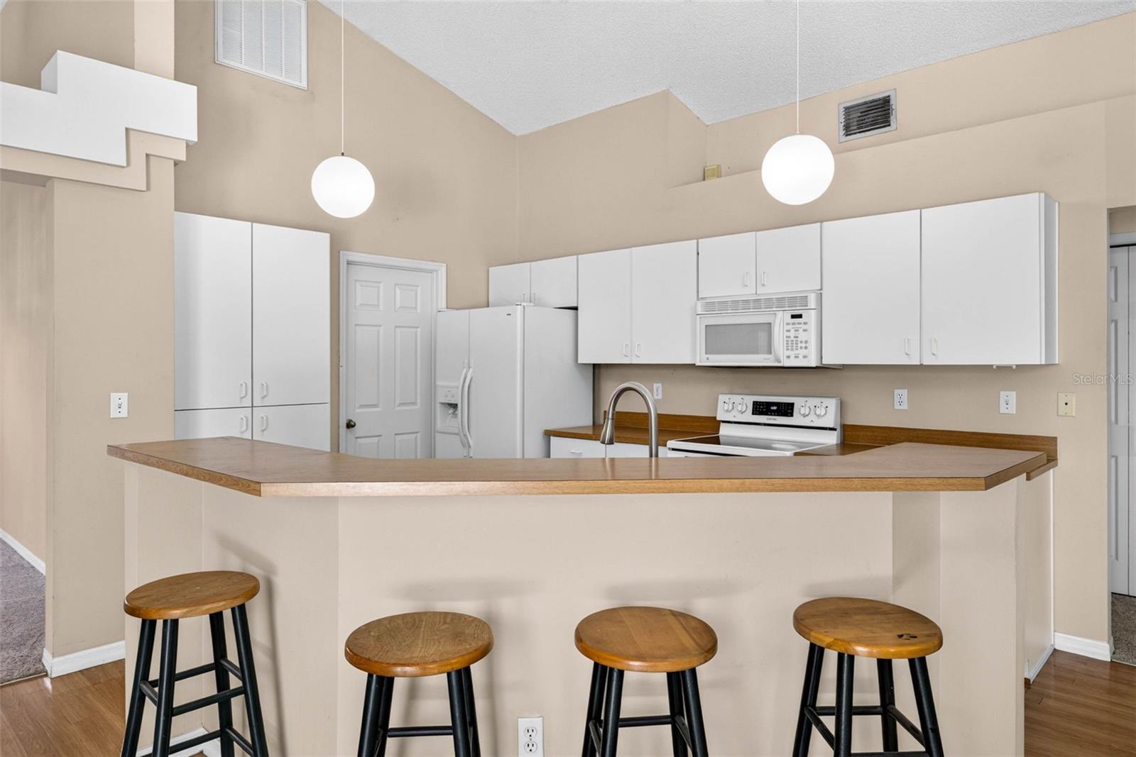 3318 SILVERPOND DR — photo 15