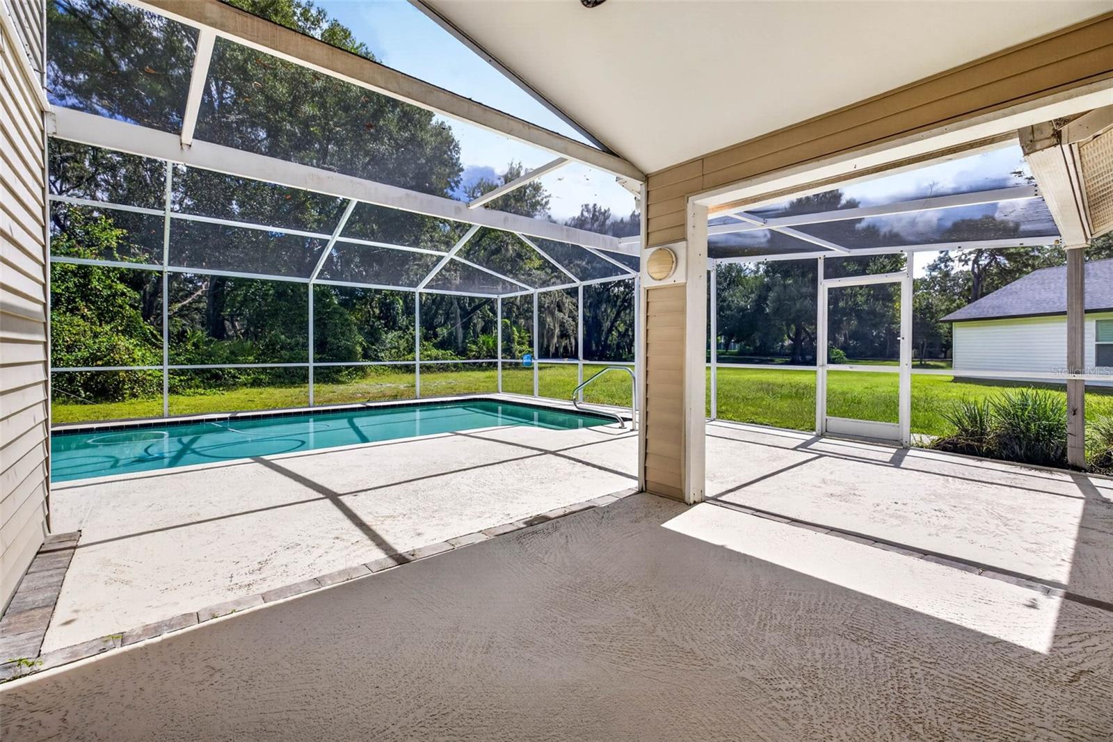 3318 SILVERPOND DR — photo 33
