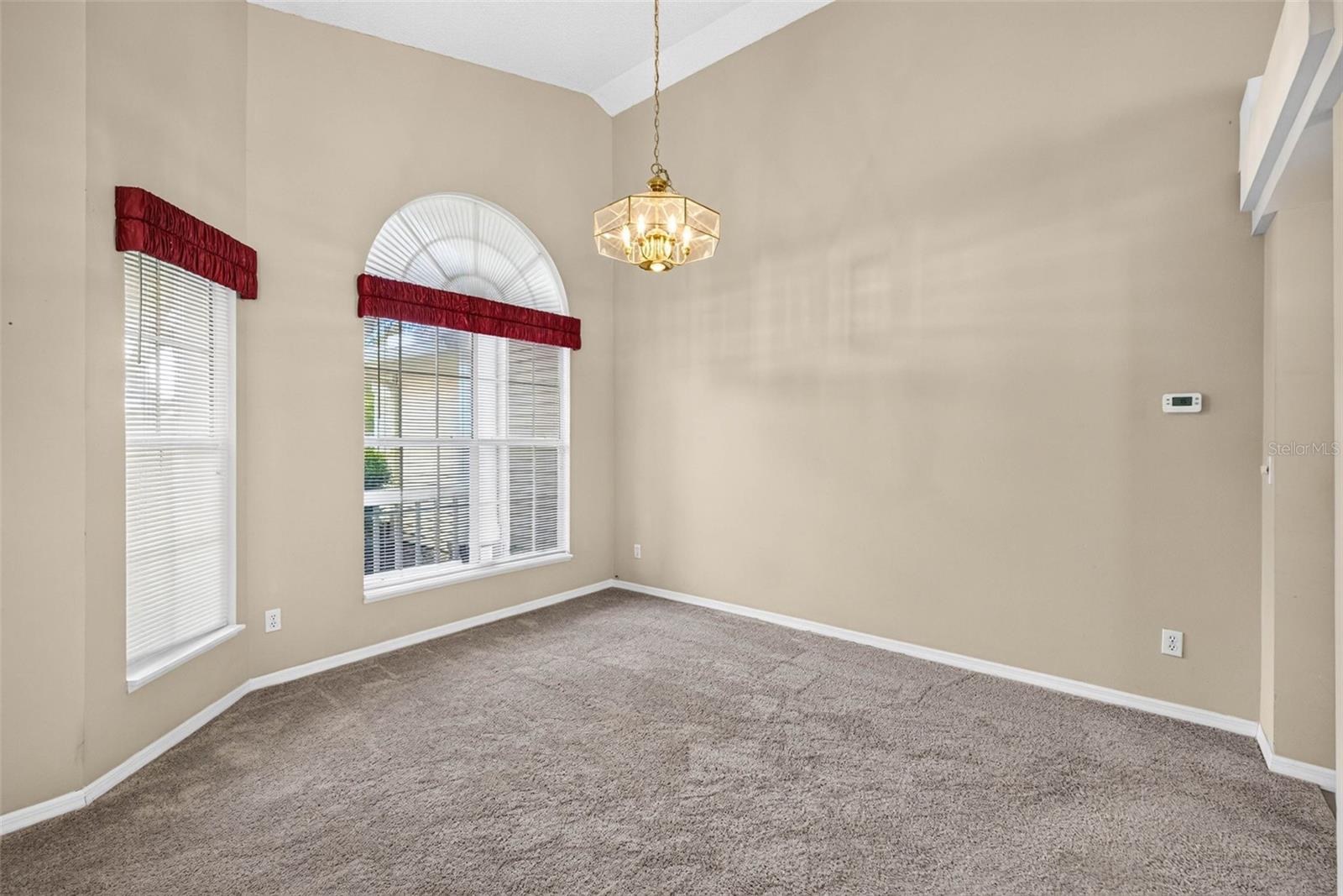 3318 SILVERPOND DR — photo 8