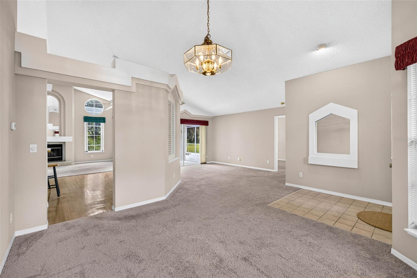 3318 SILVERPOND DR — photo 9