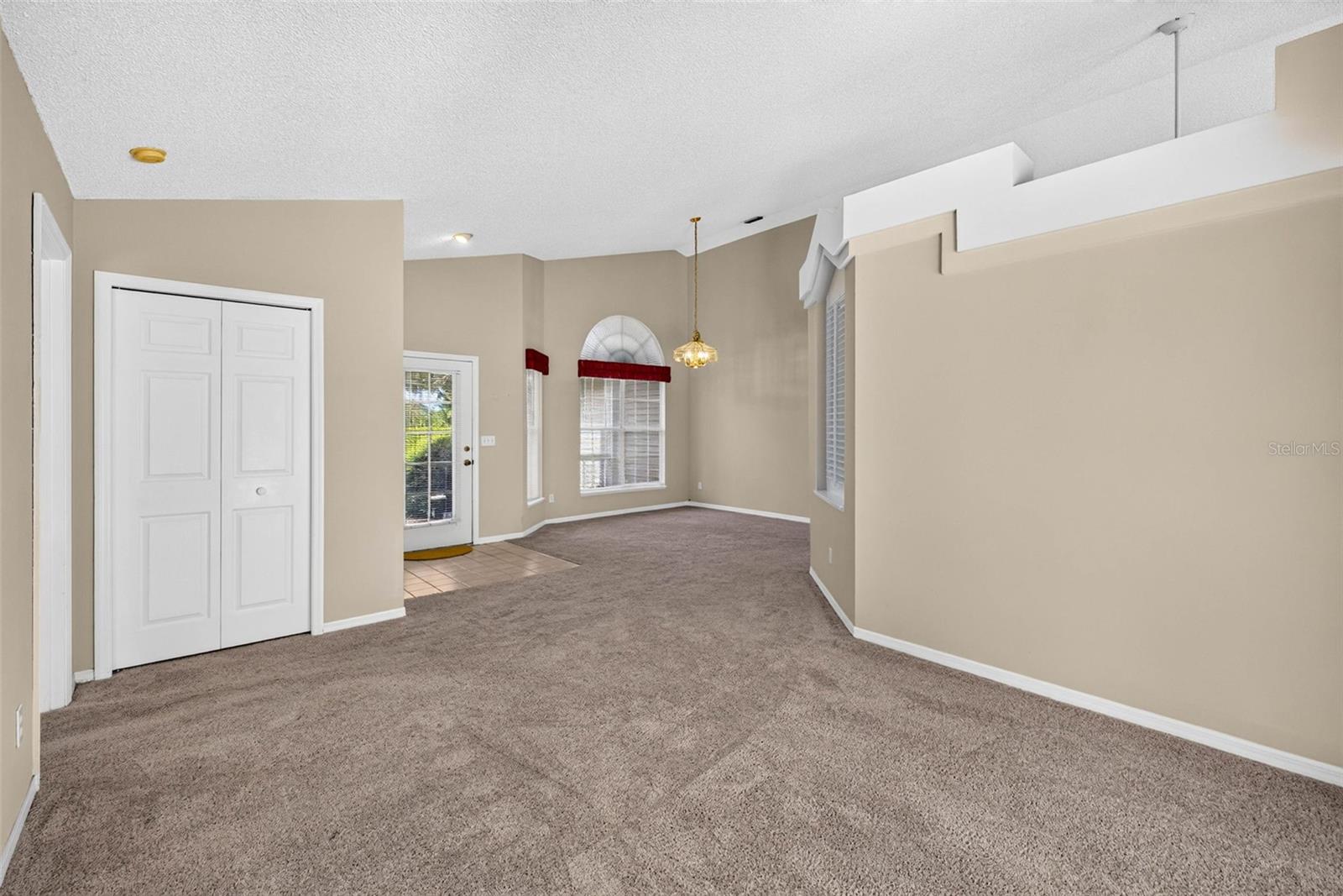 3318 SILVERPOND DR — photo 12